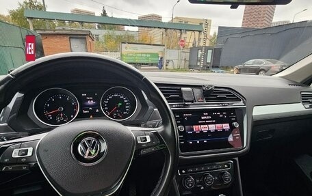 Volkswagen Tiguan II, 2019 год, 2 100 000 рублей, 8 фотография