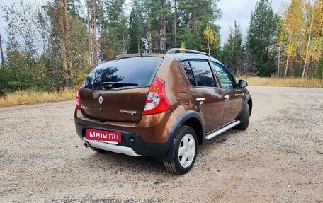 Renault Sandero I, 2014 год, 715 000 рублей, 3 фотография