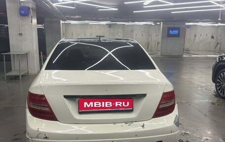 Mercedes-Benz C-Класс, 2012 год, 950 000 рублей, 4 фотография