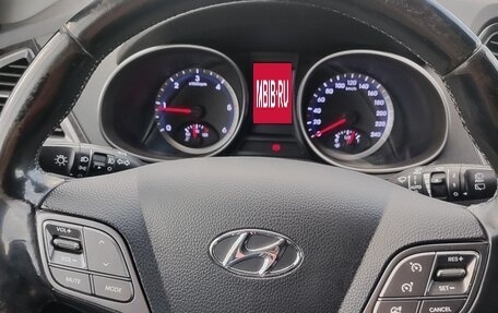 Hyundai Santa Fe III рестайлинг, 2012 год, 1 750 000 рублей, 1 фотография