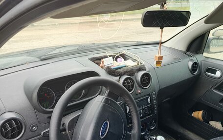 Ford Fusion I, 2005 год, 250 000 рублей, 6 фотография