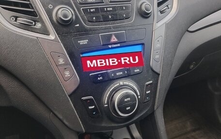 Hyundai Santa Fe III рестайлинг, 2012 год, 1 750 000 рублей, 2 фотография