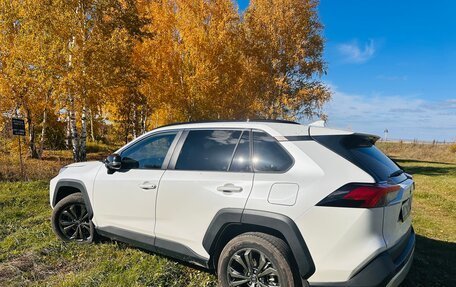 Toyota RAV4, 2025 год, 3 950 000 рублей, 10 фотография