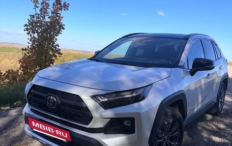 Toyota RAV4, 2025 год, 3 950 000 рублей, 9 фотография