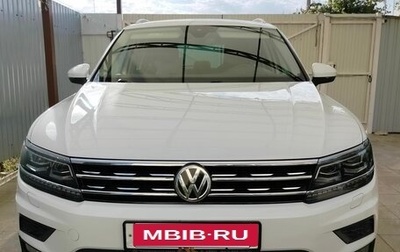 Volkswagen Tiguan II, 2019 год, 2 580 000 рублей, 1 фотография