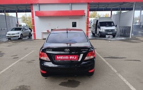 Hyundai Solaris II рестайлинг, 2011 год, 700 000 рублей, 4 фотография