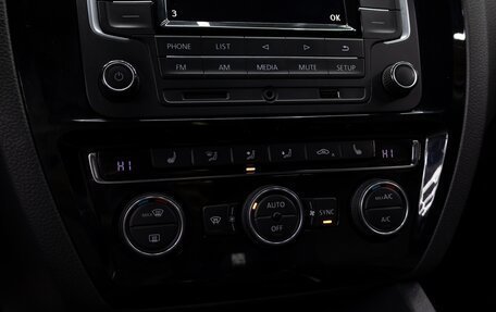 Volkswagen Jetta VI, 2016 год, 1 295 000 рублей, 14 фотография
