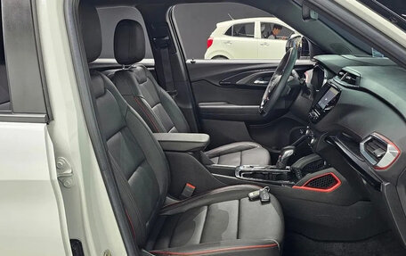 Chevrolet TrailBlazer, 2022 год, 2 390 000 рублей, 21 фотография
