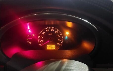Nissan March III, 2004 год, 320 000 рублей, 12 фотография