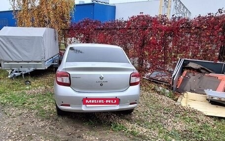 Renault Logan II, 2016 год, 850 000 рублей, 3 фотография