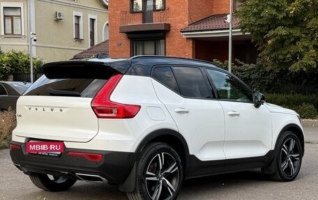 Volvo XC40 I, 2019 год, 3 180 000 рублей, 10 фотография