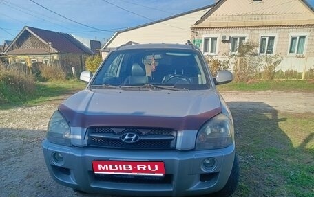 Hyundai Tucson III, 2008 год, 650 000 рублей, 1 фотография