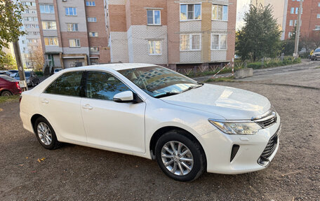 Toyota Camry, 2015 год, 1 780 000 рублей, 2 фотография