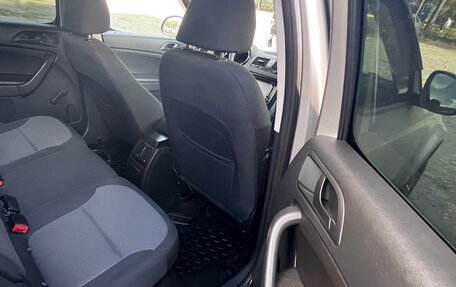 Skoda Yeti I рестайлинг, 2011 год, 612 000 рублей, 3 фотография