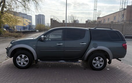 Mitsubishi L200 IV рестайлинг, 2011 год, 1 650 000 рублей, 4 фотография