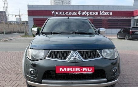 Mitsubishi L200 IV рестайлинг, 2011 год, 1 650 000 рублей, 2 фотография