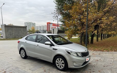KIA Rio III рестайлинг, 2013 год, 960 000 рублей, 5 фотография