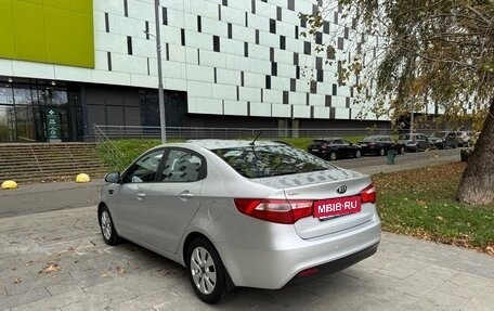 KIA Rio III рестайлинг, 2013 год, 960 000 рублей, 3 фотография