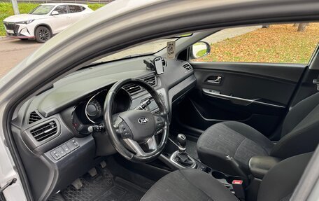 KIA Rio III рестайлинг, 2013 год, 960 000 рублей, 22 фотография