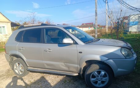 Hyundai Tucson III, 2008 год, 650 000 рублей, 4 фотография