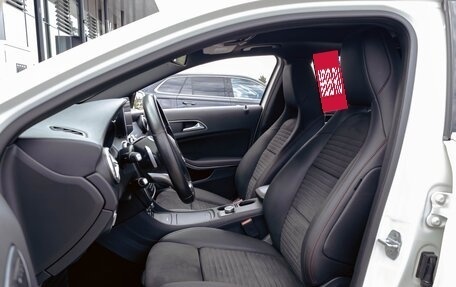 Mercedes-Benz GLA, 2016 год, 1 295 000 рублей, 12 фотография