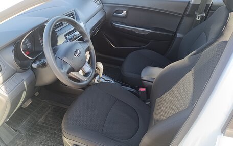 KIA Rio III рестайлинг, 2013 год, 1 085 000 рублей, 15 фотография