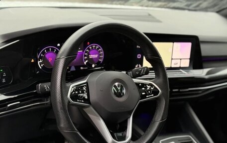 Volkswagen Golf VIII, 2023 год, 1 690 000 рублей, 9 фотография