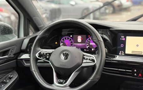 Volkswagen Golf VIII, 2023 год, 1 690 000 рублей, 13 фотография