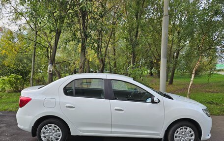 Renault Logan II, 2016 год, 750 000 рублей, 2 фотография