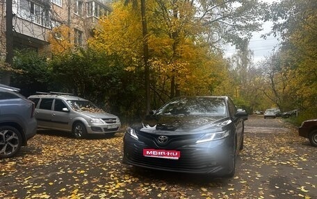 Toyota Camry, 2018 год, 2 180 000 рублей, 1 фотография