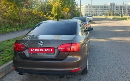 Volkswagen Jetta VI, 2011 год, 600 000 рублей, 5 фотография