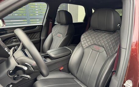 Bentley Bentayga I, 2021 год, 22 000 000 рублей, 2 фотография