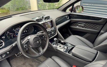 Bentley Bentayga I, 2021 год, 22 000 000 рублей, 17 фотография