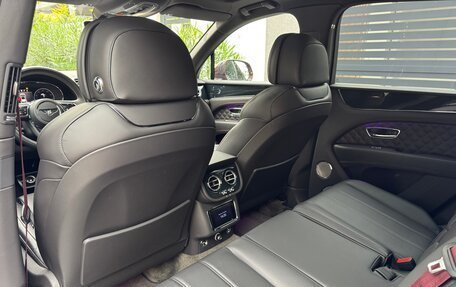 Bentley Bentayga I, 2021 год, 22 000 000 рублей, 19 фотография