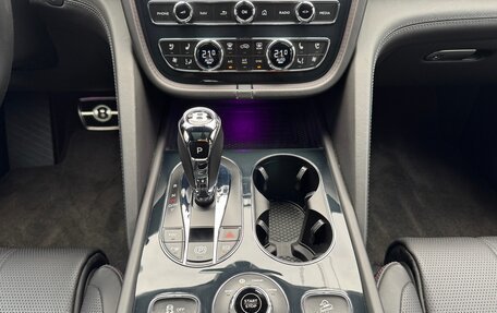 Bentley Bentayga I, 2021 год, 22 000 000 рублей, 29 фотография