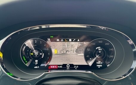 Bentley Bentayga I, 2021 год, 22 000 000 рублей, 25 фотография