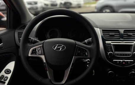 Hyundai Solaris II рестайлинг, 2015 год, 1 090 000 рублей, 15 фотография