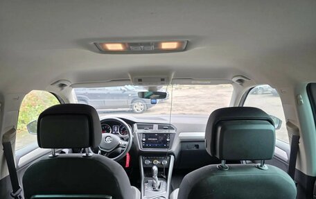 Volkswagen Tiguan II, 2019 год, 2 490 000 рублей, 6 фотография