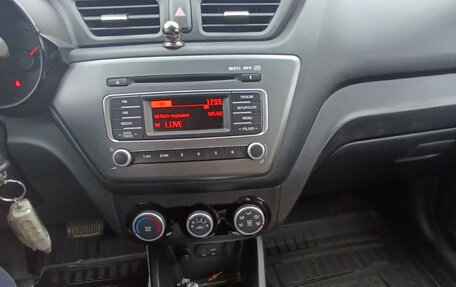 KIA Rio III рестайлинг, 2015 год, 980 000 рублей, 12 фотография