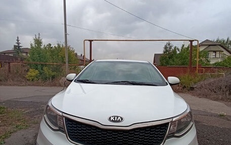 KIA Rio III рестайлинг, 2015 год, 980 000 рублей, 9 фотография