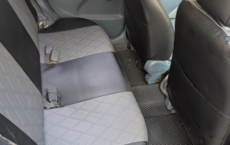 Toyota Vitz, 2000 год, 248 000 рублей, 6 фотография