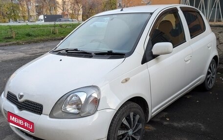 Toyota Vitz, 2000 год, 248 000 рублей, 2 фотография