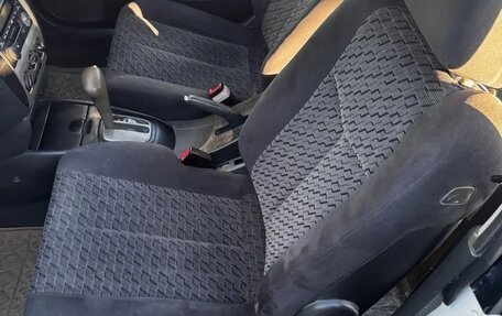 Mazda Familia, 2001 год, 330 000 рублей, 14 фотография