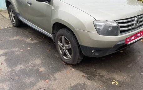 Renault Duster I рестайлинг, 2013 год, 850 000 рублей, 2 фотография