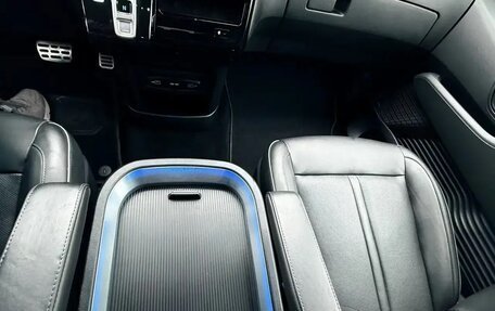Hyundai Staria, 2023 год, 3 990 000 рублей, 17 фотография