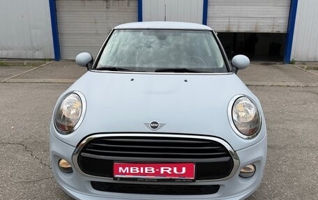 MINI Hatch, 2018 год, 1 300 000 рублей, 1 фотография