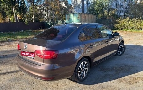 Volkswagen Jetta VI, 2018 год, 1 240 000 рублей, 3 фотография
