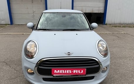 MINI Hatch, 2018 год, 1 300 000 рублей, 10 фотография