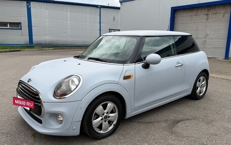 MINI Hatch, 2018 год, 1 300 000 рублей, 2 фотография