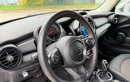 MINI Hatch, 2018 год, 1 300 000 рублей, 14 фотография